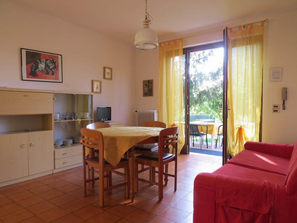 Residence Liana Albisano Torri Del Benaco Exteriör bild